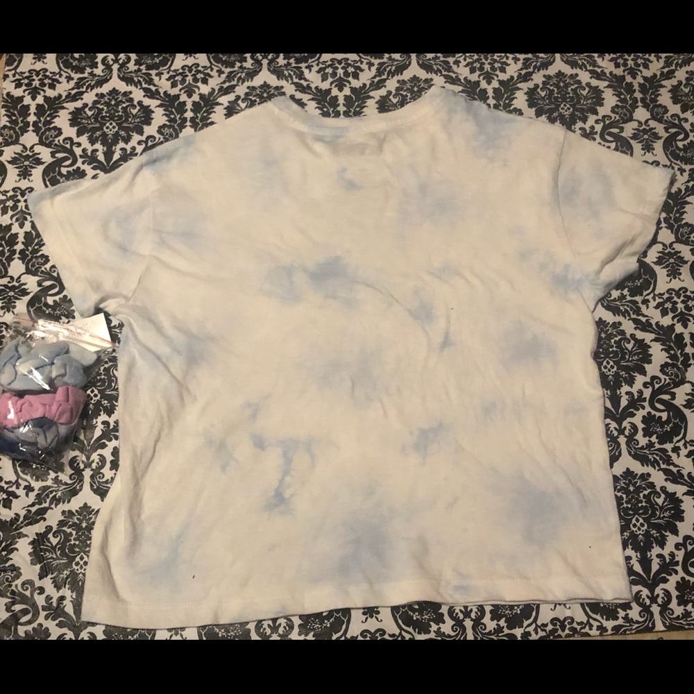 Never worn Frozen II Elsa Size 7/8 with 3 scrunches - Picture 2 of 4